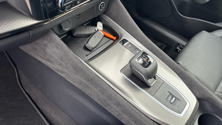 Nissan Qashqai 1.3 DiG-T MH 158 N-Design 5dr Xtronic Petrol Hatchback